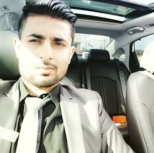 Meet your Posher, Hamza